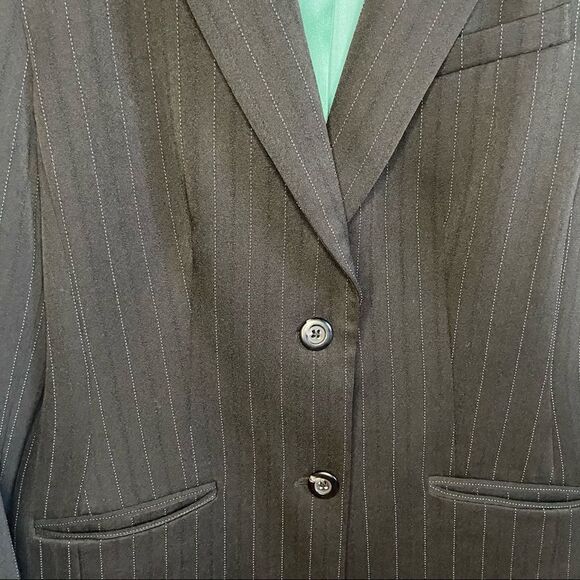 Style & Co pin stripe black blazer - Picture 4 of 9